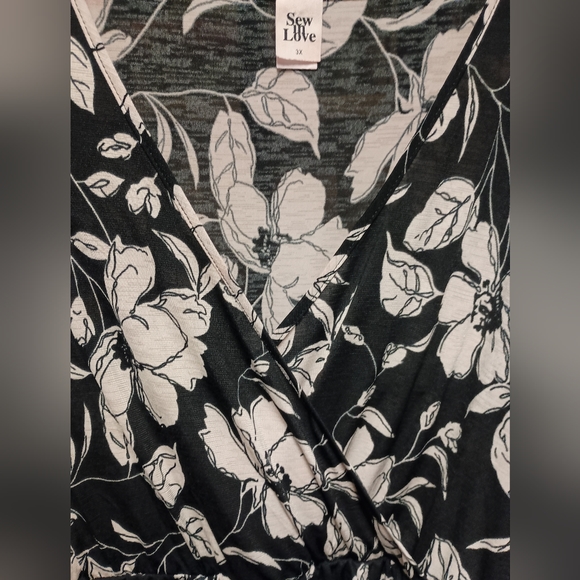 Sew In Love size 3x midi faux wrap dress - Picture 4 of 5